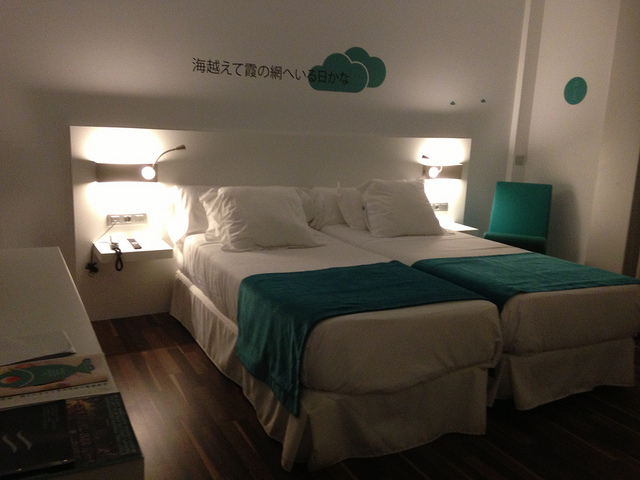 10337606783_c09d78f627_z-2