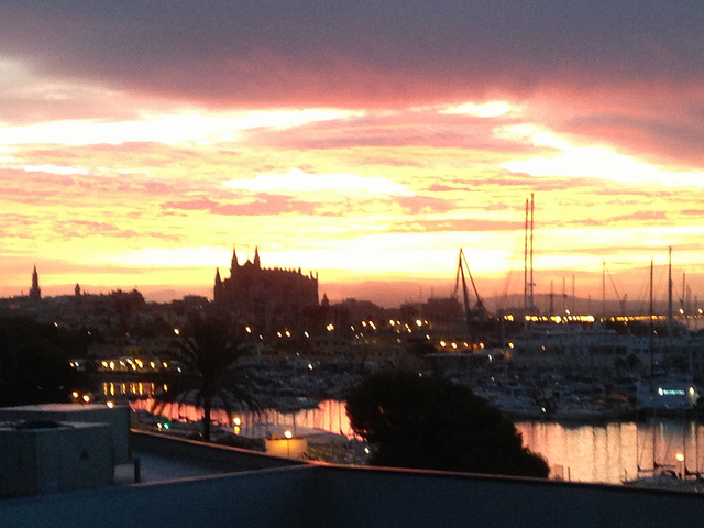 10420483215_c830b5d3a1_z